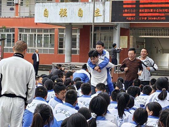 丰城二中爆料案件最新,真相揭开，校园安全再引关注